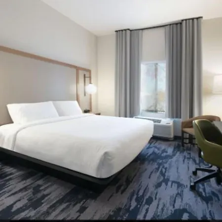 Fairfield By Marriott Inn & Suites Dallas East Exterior photo