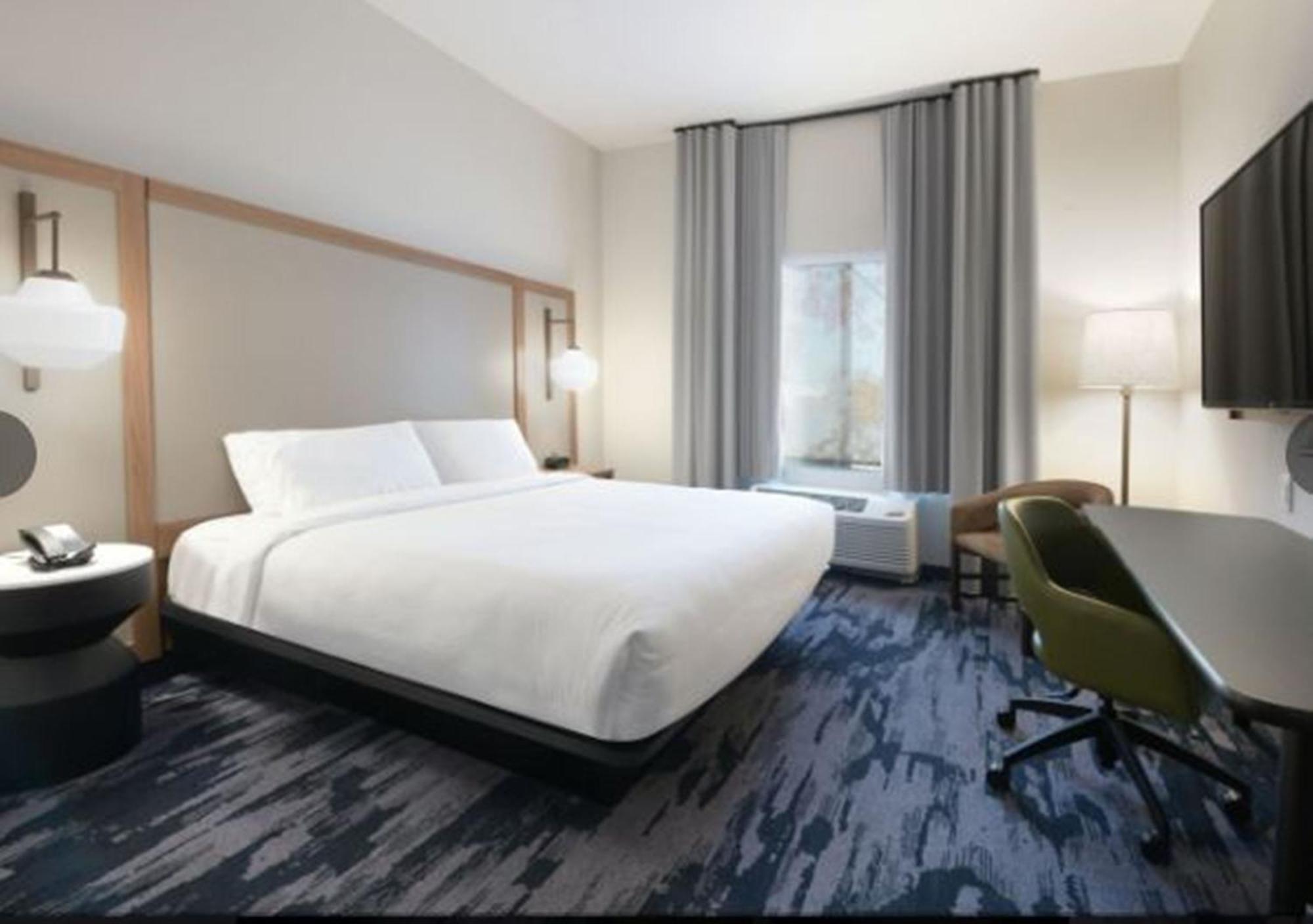 Hotel Fairfield By Marriott & East 3*